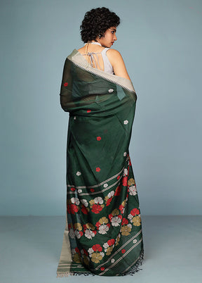 Green Matka Silk Saree Without Blouse Piece