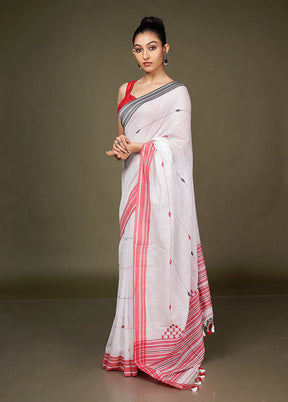 White Matka Silk Saree With Blouse Piece