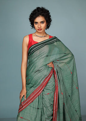 Green Matka Silk Saree Without Blouse Piece