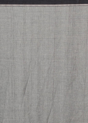 Grey Matka Silk Saree Without Blouse Piece