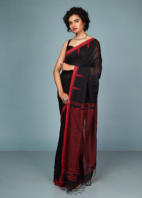 Maroon Matka Silk Saree Without Blouse Piece