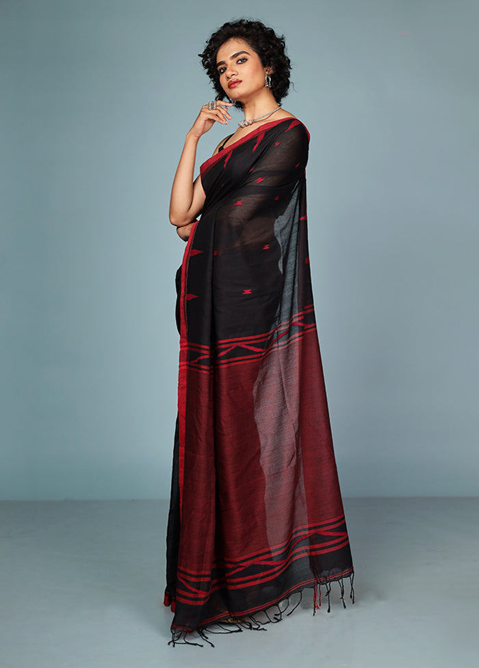 Maroon Matka Silk Saree Without Blouse Piece