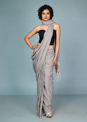 Grey Cotton Saree With Blouse Piece