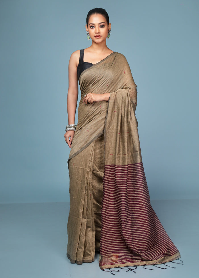 Cream Cotton Saree With Blouse Piece