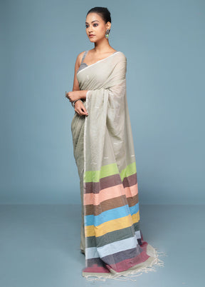 Grey Cotton Saree With Blouse Piece