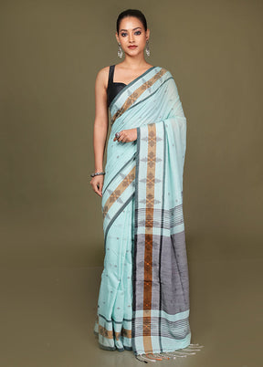 Green Cotton Saree With Blouse Piece