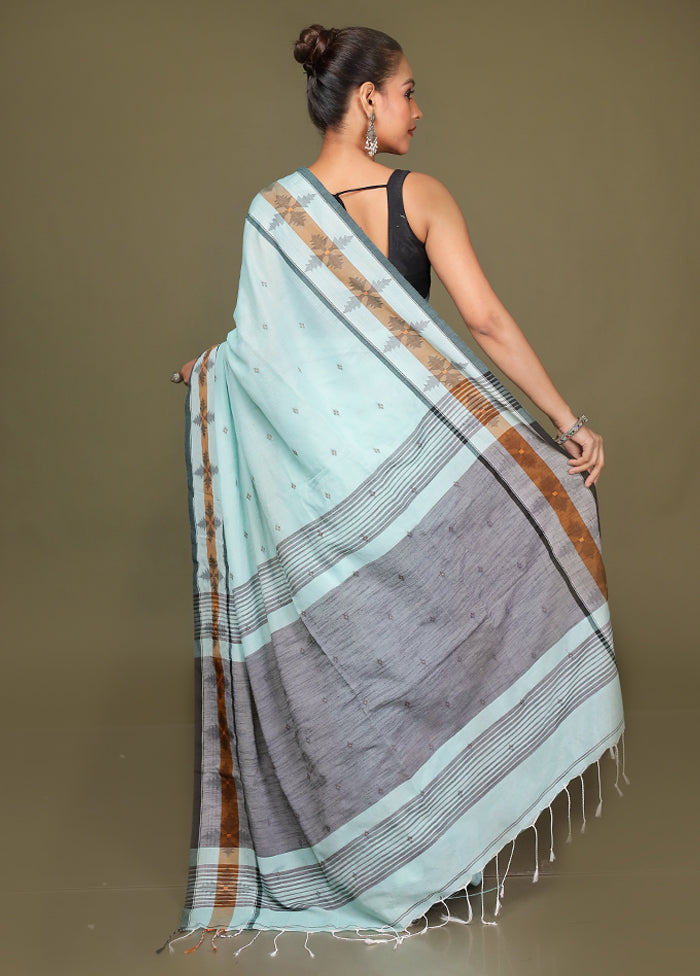 Green Cotton Saree With Blouse Piece