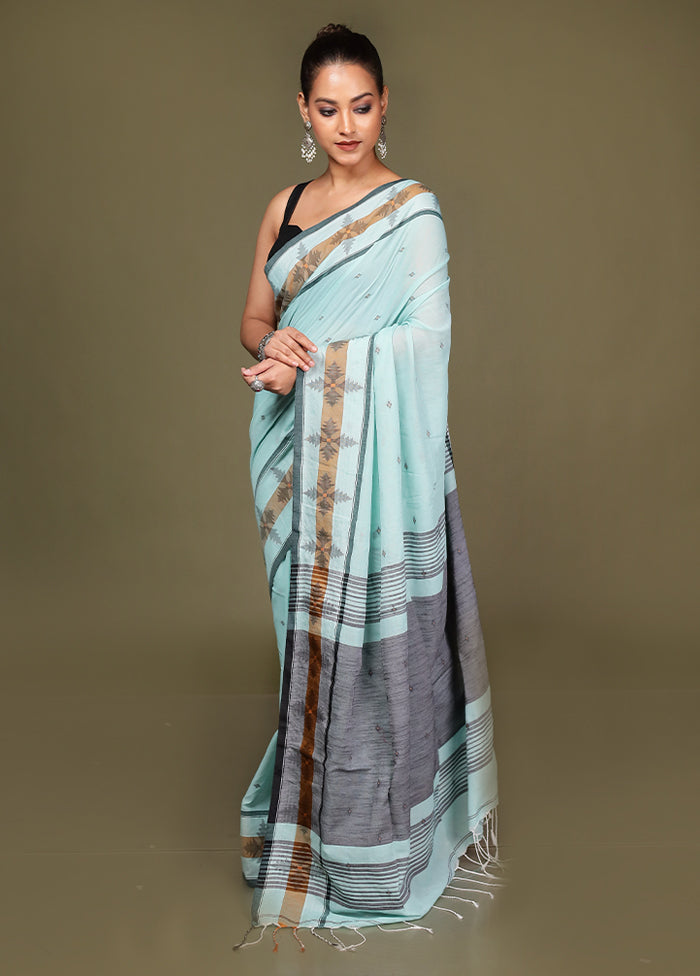 Green Cotton Saree With Blouse Piece