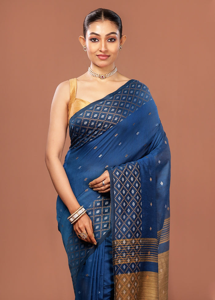 Blue Cotton Saree With Blouse Piece