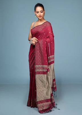 Cream Cotton Saree With Blouse Piece