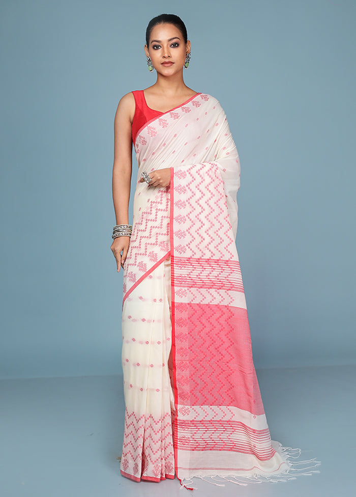 Cream Cotton Saree With Blouse Piece