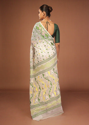 White Jamdani Cotton Saree Without Blouse Piece