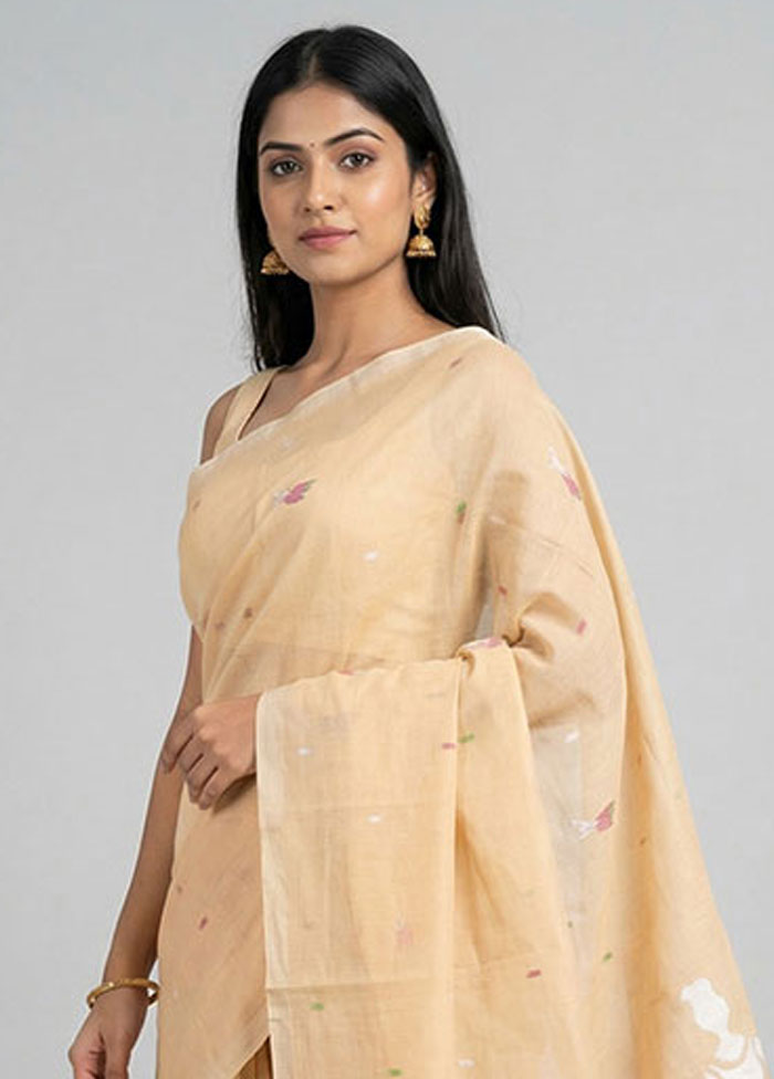 Cream Matka Silk Saree With Blouse Piece