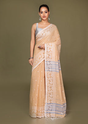 Cream Matka Silk Saree With Blouse Piece