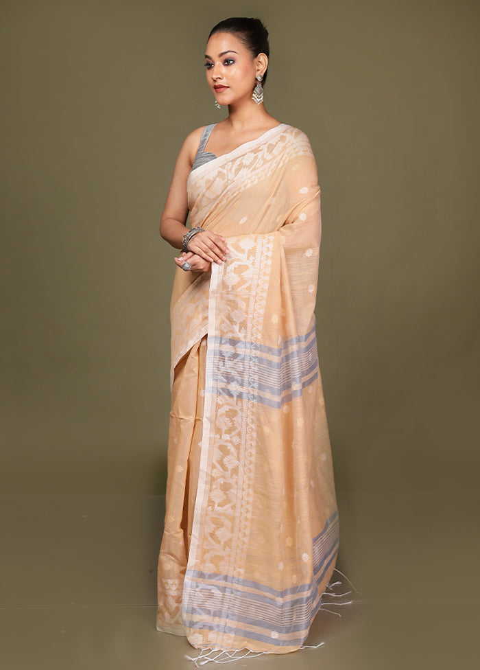 Cream Matka Silk Saree With Blouse Piece