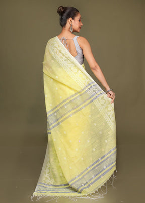 Yellow Matka Silk Saree With Blouse Piece
