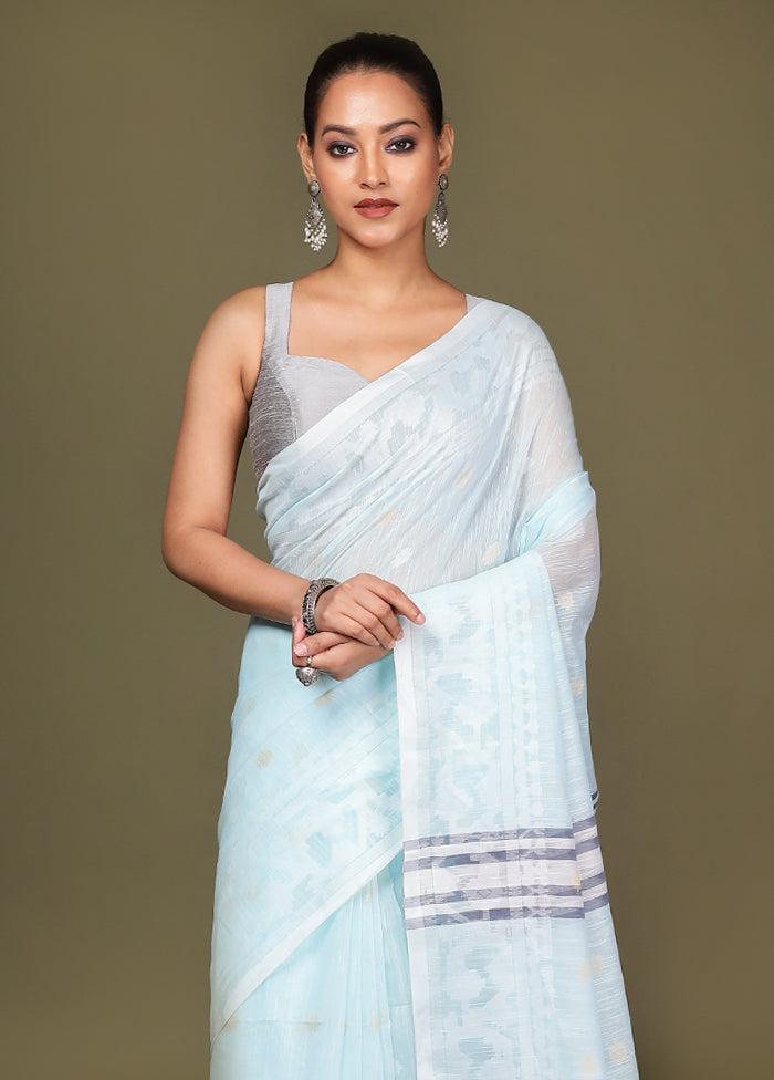 Blue Matka Silk Saree With Blouse Piece