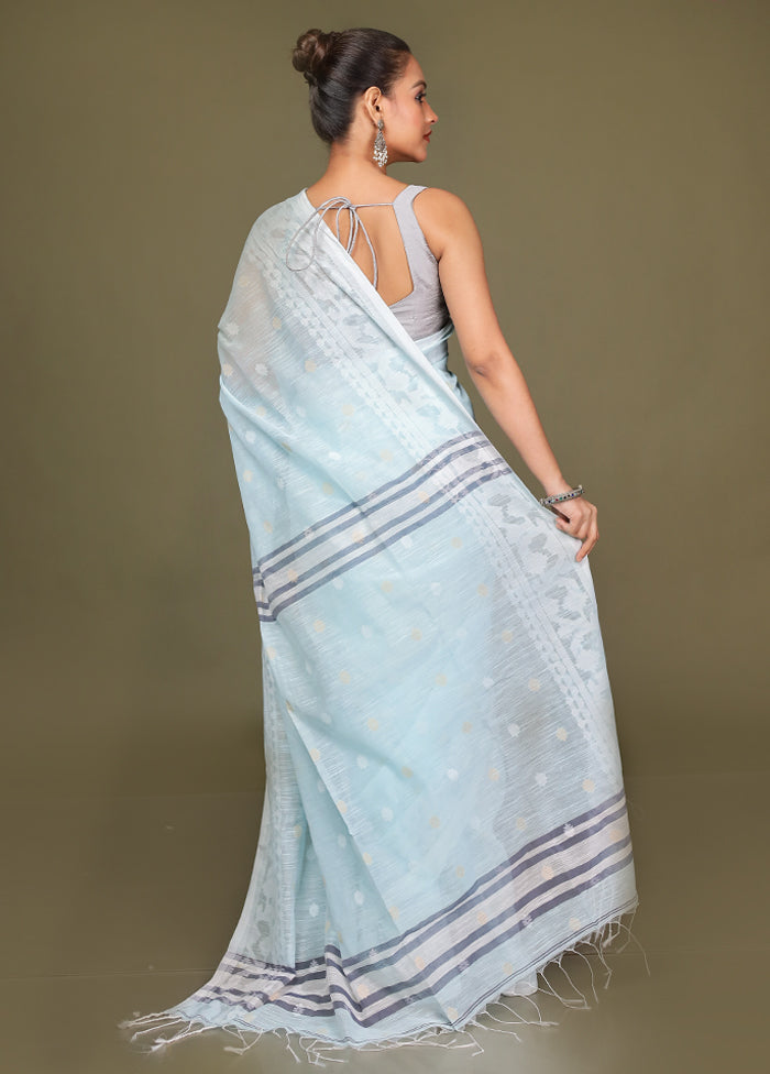Blue Matka Silk Saree With Blouse Piece