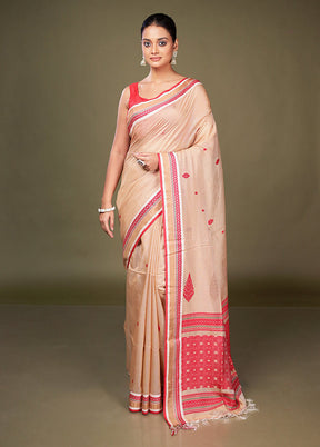 Cream Tussar Silk Saree With Blouse Piece