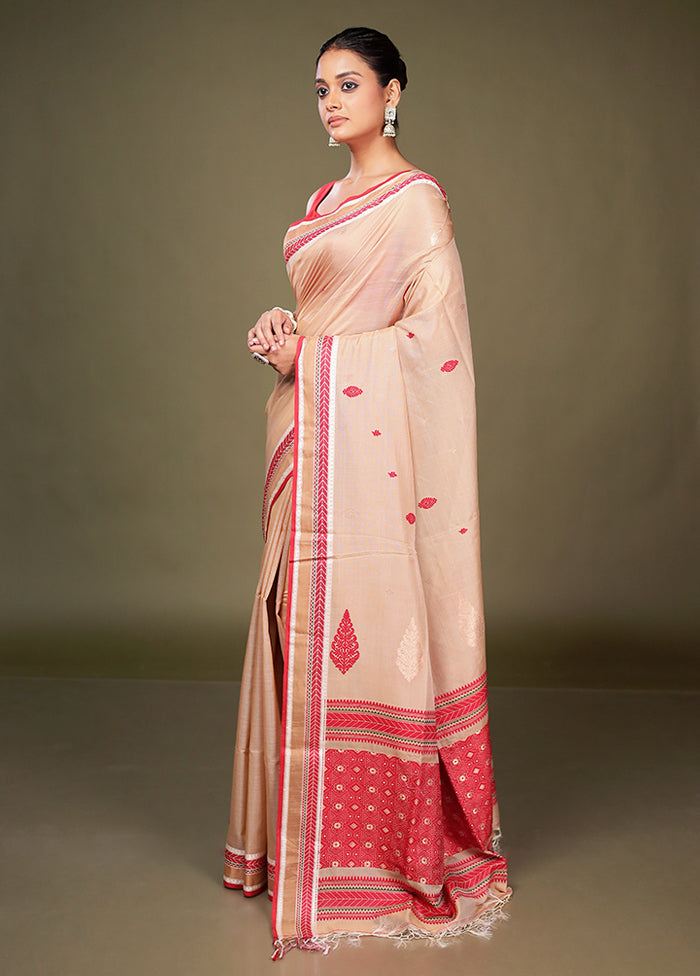 Cream Tussar Silk Saree With Blouse Piece