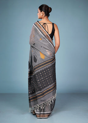 Grey Tussar Silk Saree With Blouse Piece