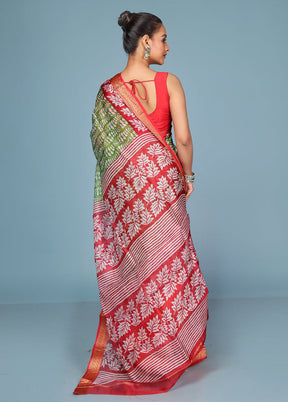 Green Printed Pure Silk Saree Without Blouse Piece