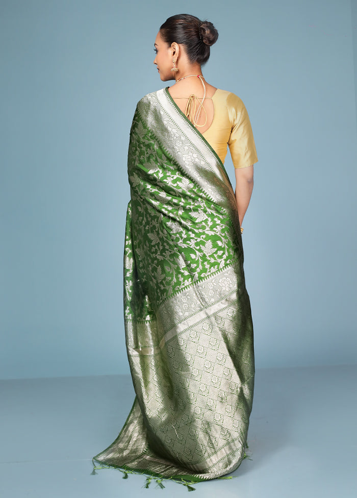 Green Dupion Silk Saree With Blouse Piece
