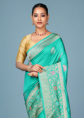 Green Dupion Silk Saree With Blouse Piece