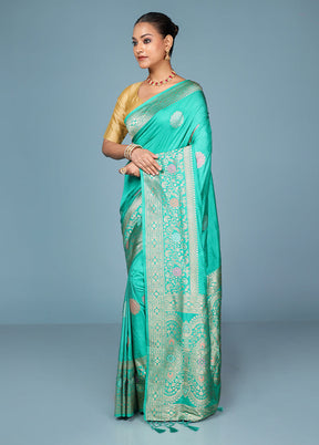 Green Dupion Silk Saree With Blouse Piece