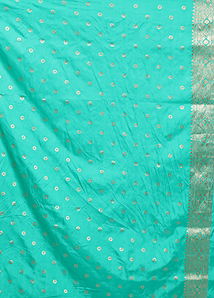 Green Dupion Silk Saree With Blouse Piece