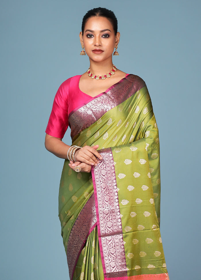 Green Dupion Silk Saree With Blouse Piece