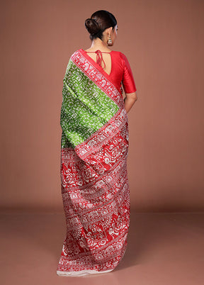 Green Printed Pure Silk Saree Without Blouse Piece