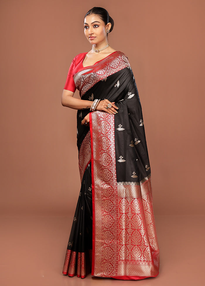Black Uppada Silk Saree With Blouse Piece