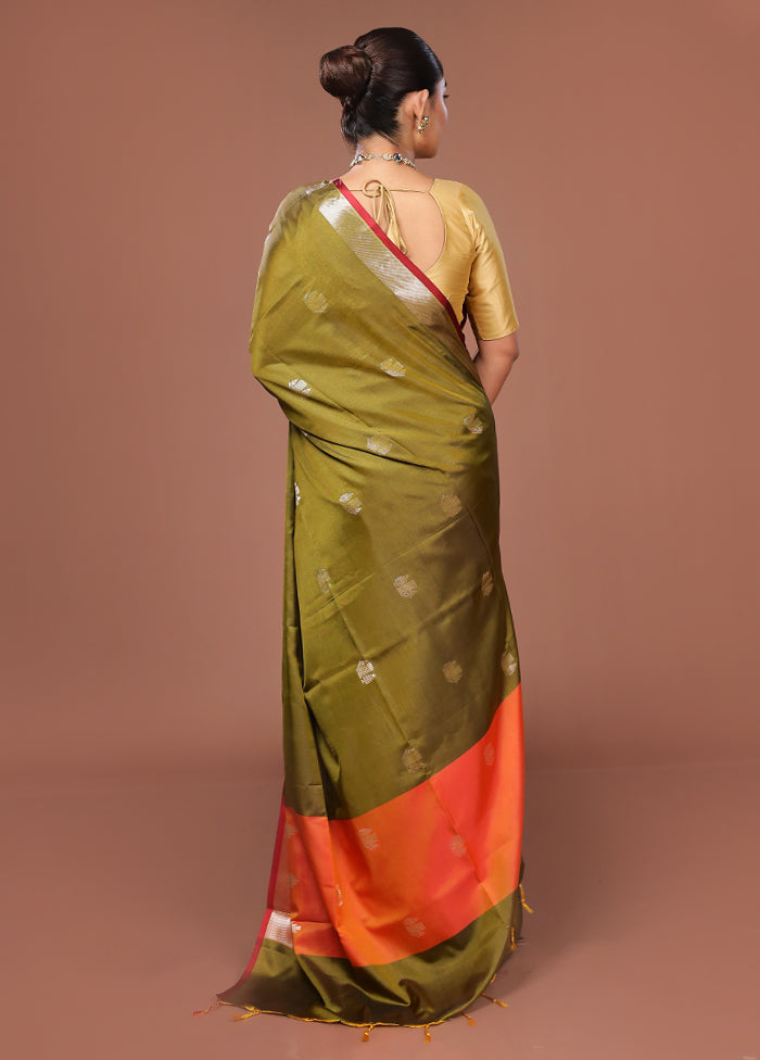 Green Dupion Silk Saree With Blouse Piece