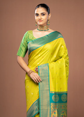 Green Printed Silk Saree Without Blouse Piece