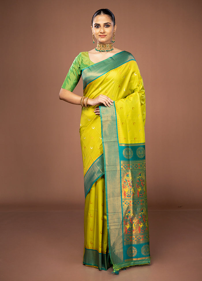 Green Printed Silk Saree Without Blouse Piece
