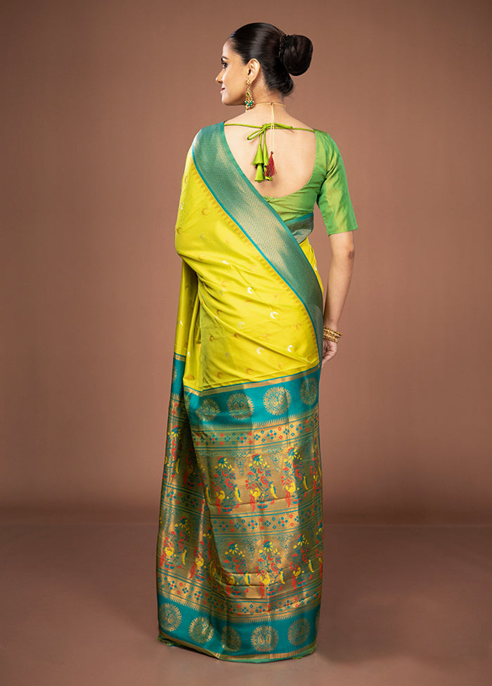 Green Printed Silk Saree Without Blouse Piece