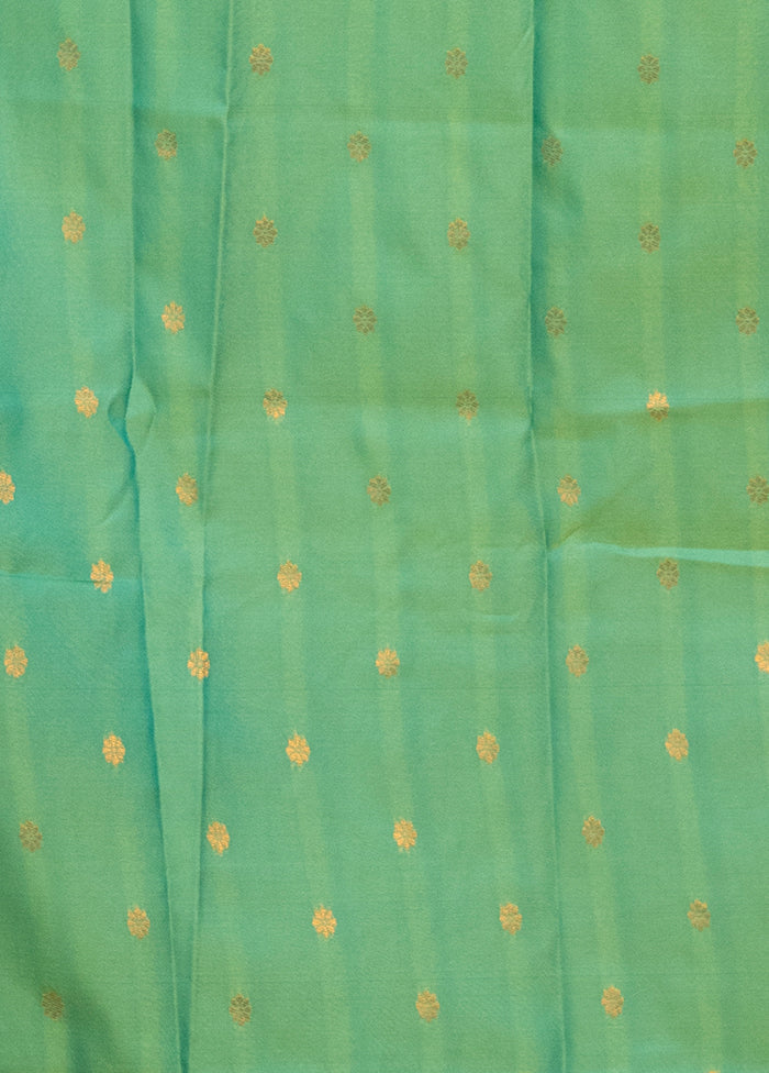 Green Printed Silk Saree Without Blouse Piece