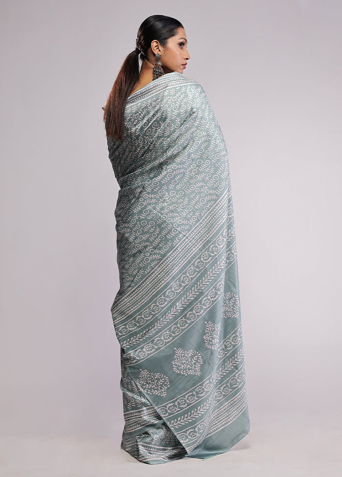 Blue Printed Silk Saree Without Blouse Piece