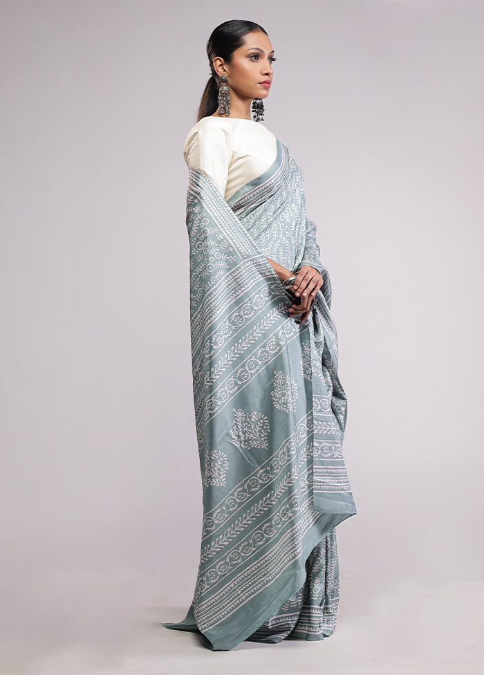 Blue Printed Silk Saree Without Blouse Piece