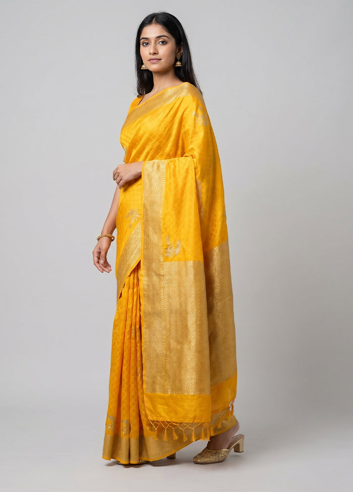 Yellow Handloom Dupion Pure Silk Saree With Blouse Piece