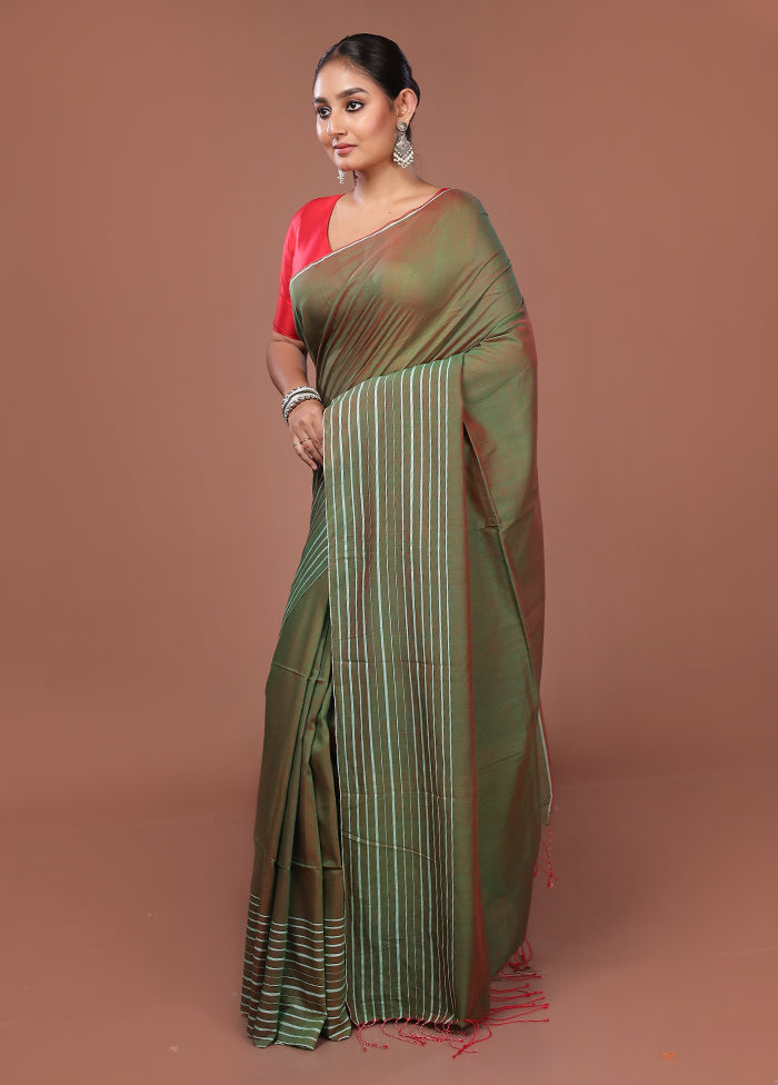 Green Matka Silk Saree With Blouse Piece