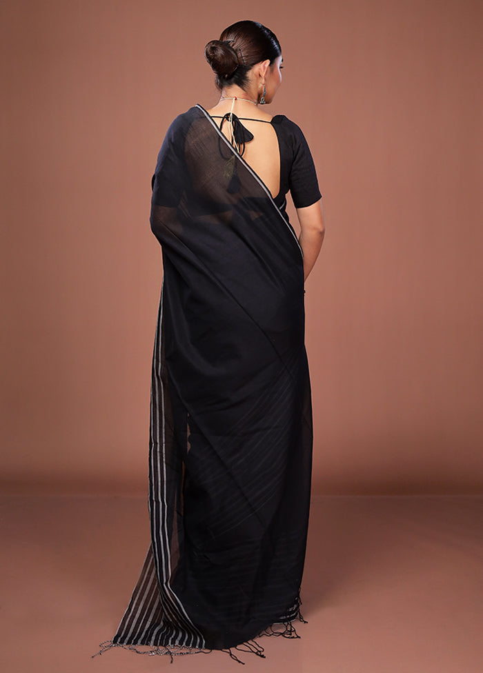 Black Matka Silk Saree With Blouse Piece