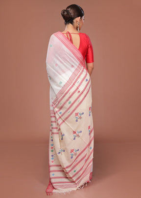 White Matka Silk Saree With Blouse Piece