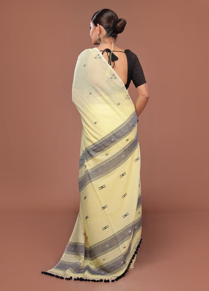 Yellow Matka Silk Saree With Blouse Piece
