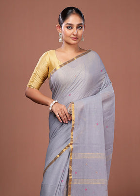 Blue Matka Silk Saree With Blouse Piece