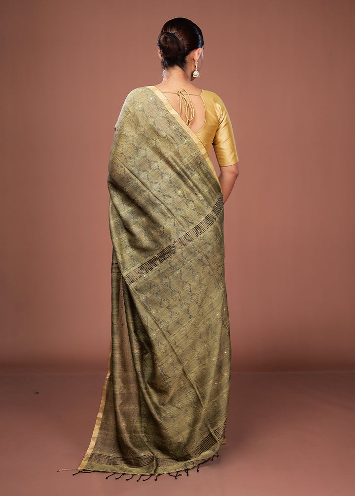 Green Matka Silk Saree With Blouse Piece