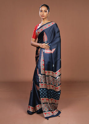 Blue Printed Silk Saree Without Blouse Piece