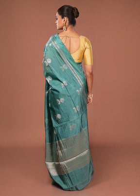 Green Dupion Silk Saree With Blouse Piece