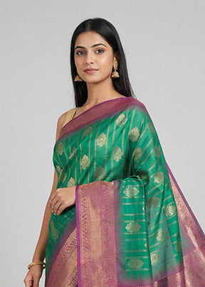 Green Dupion Silk Saree With Blouse Piece